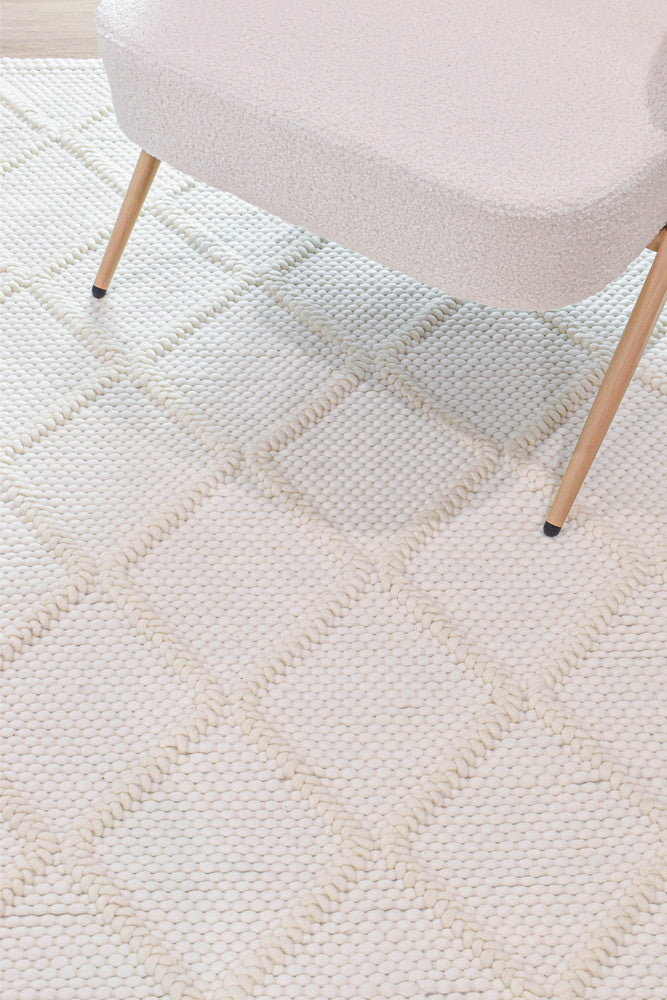 Allure Diamond Frost Wool Rug