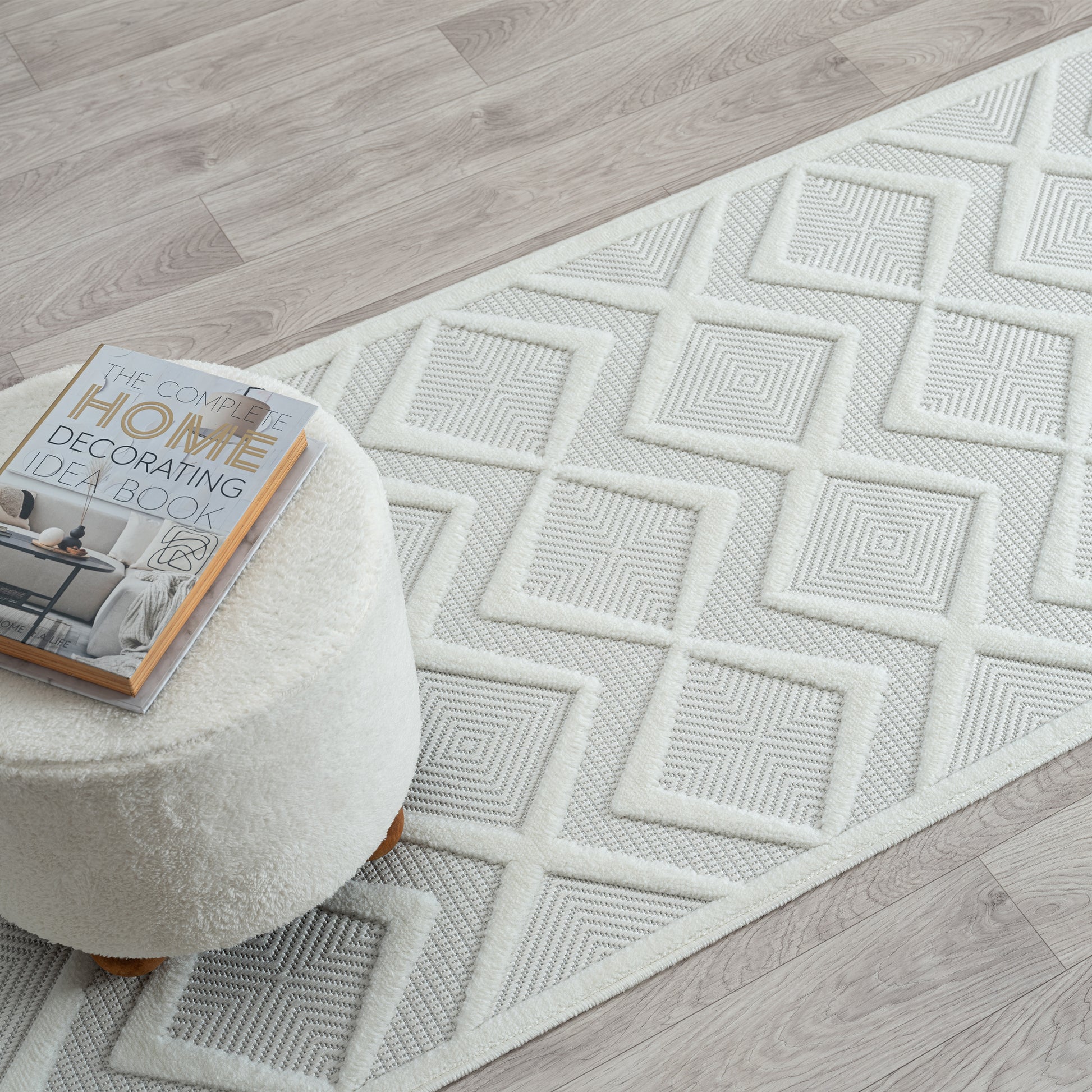 Calmer 417 Pearl geometric patterns Hallway Runner Saray Rugs