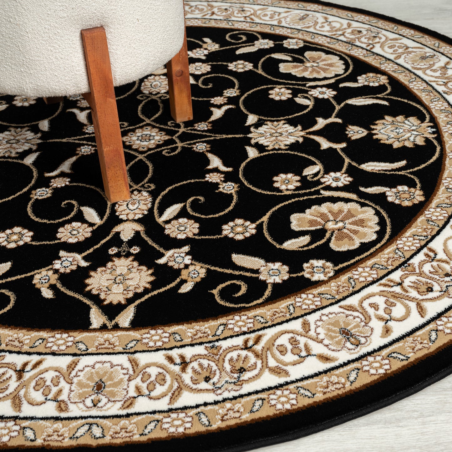 Oriental 512 Black Traditional Round Rug Saray Rugs