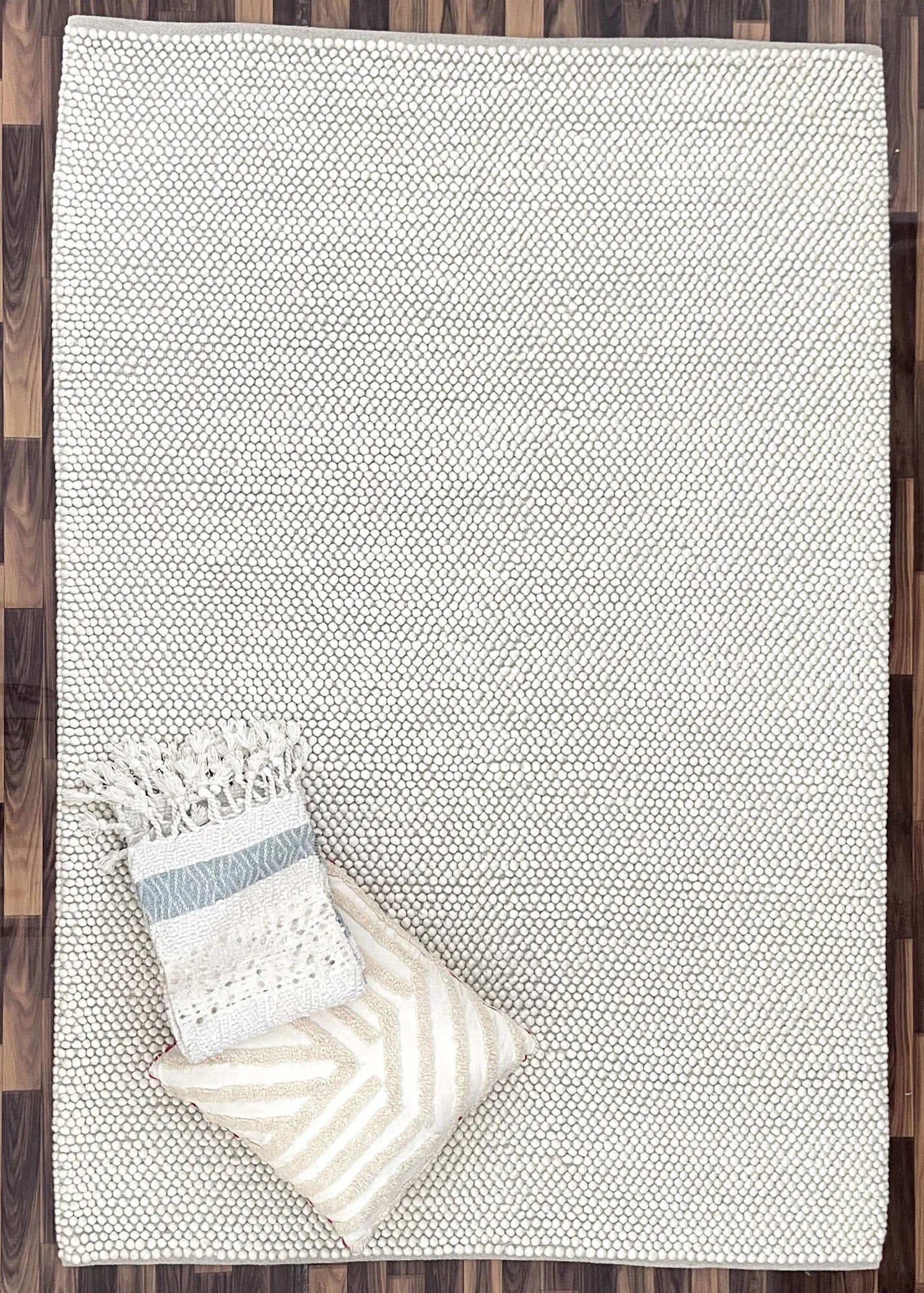 Rocky White Natural The Rug Co