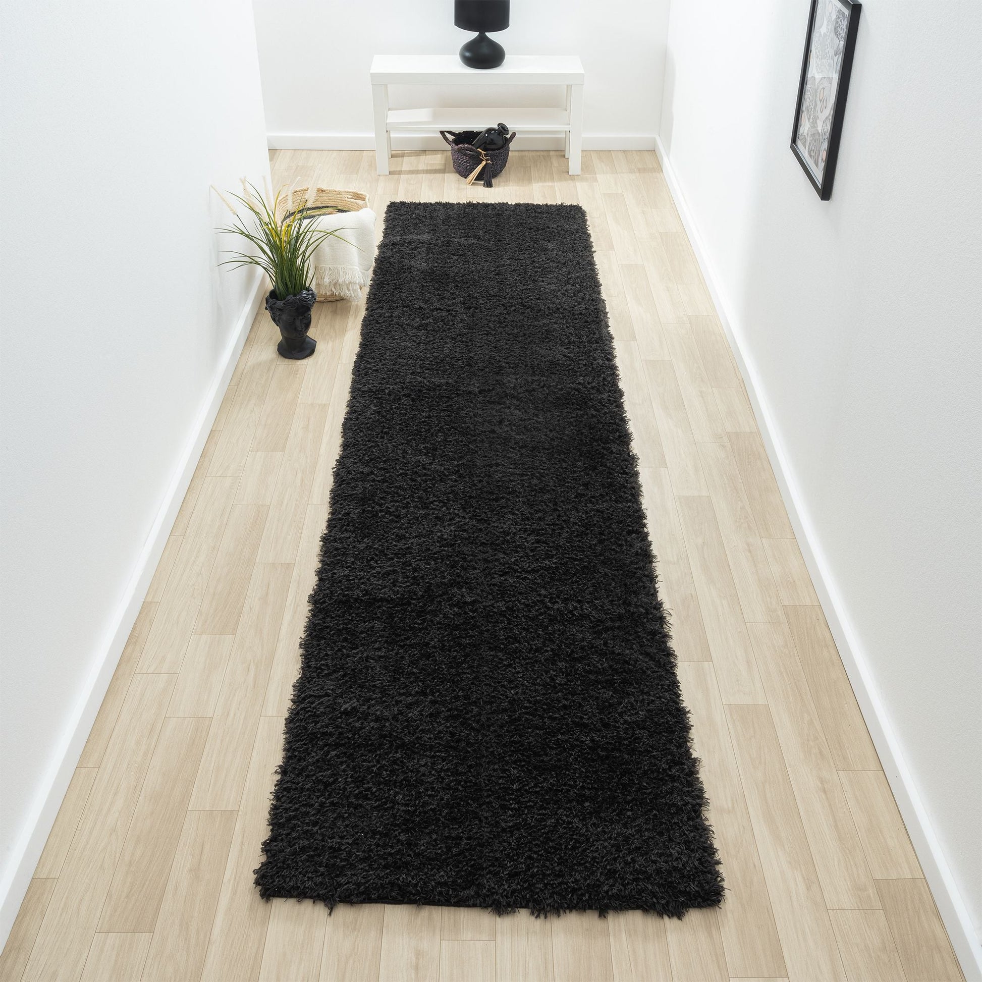 Fleecy 397 Ebony Runner Saray Rugs