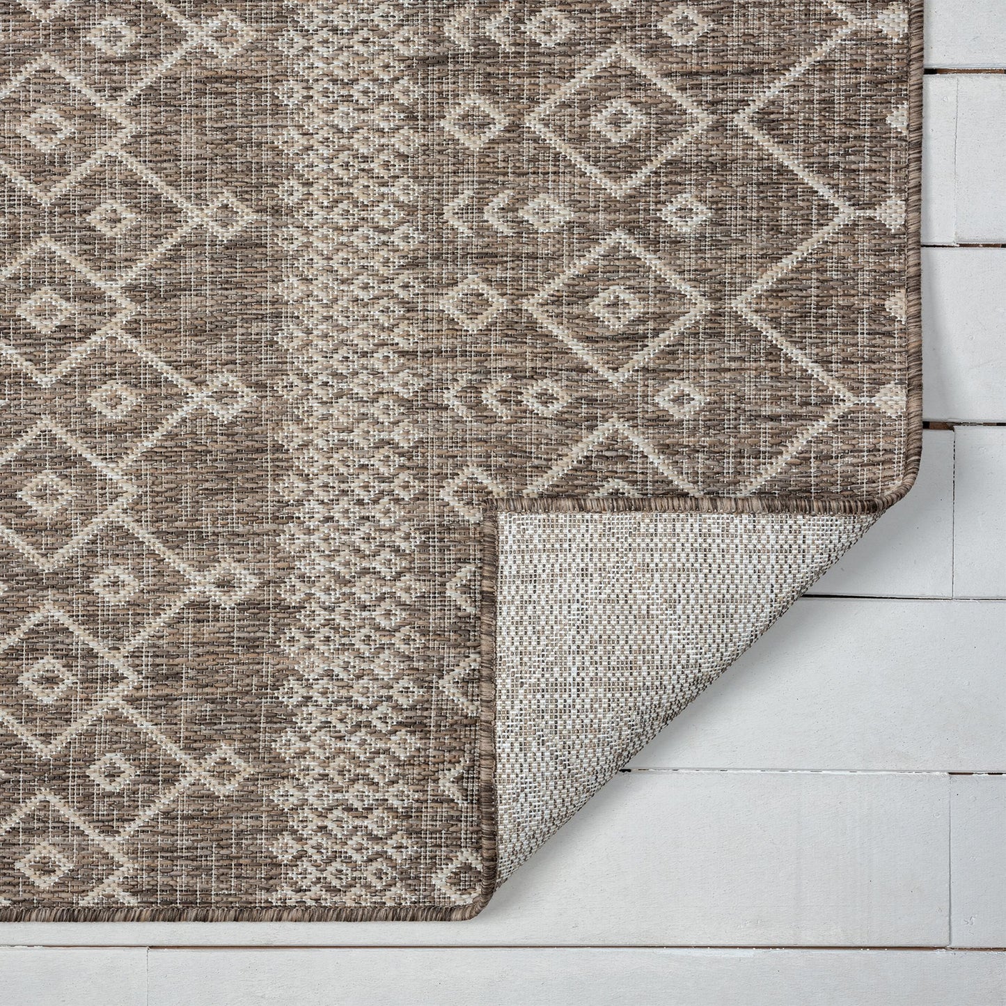 Patio 451 Almond Runner Saray Rugs